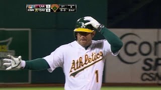 LAA@OAK: Freiman and Soto score on throwing error