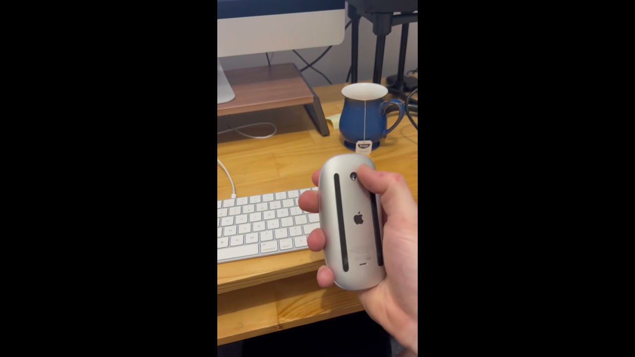 How to connect a Magic Mouse to an iMac using the Magic Keyboard