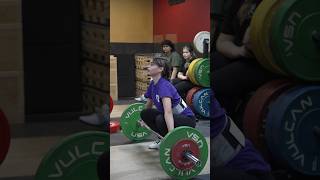 14-Year-Old Danika Crushes PR with 40kg Snatch! #youthweightlifting #snatch #shorts