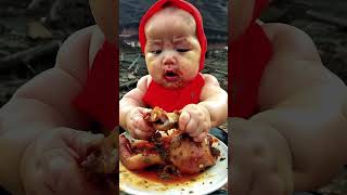 comedy: 😂baby eating food👶🏻❤️🤣