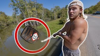 Remains Found In Barrel While Magnet Fishing - Magnet Fishing Gone Crazy (4 Guns, 2 Safes And More)