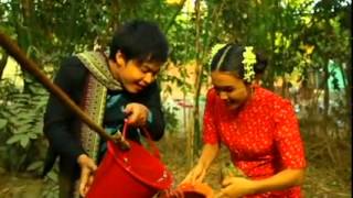 သနပ္ခါးေလးနဲ႔ ေမာင့္ခ်စ္သူ သနပ္ခါးေလးနဲ႔ ေမာင့္ခ်စ္သူ