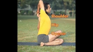 Cow Face Pose | Hip-Shoulder Opener Gomukhasana | 2 Minutes Yoga Beginners