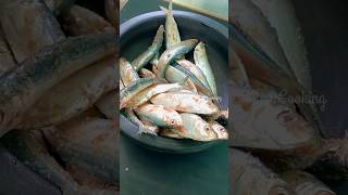 இன்னைக்கி மீன் கடையில சாள மீன் வாங்கியாச்சி #shorts #viral #fish