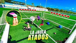 ⚽ JAULA 4 PORTERÍAS ATADOS 😨 ¡Retos de Fútbol!