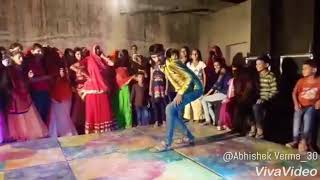 Best dance in marriage | Funny dance by the brother of bride | oops moment behind.