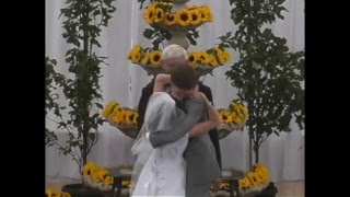 Very Long Wedding Kiss