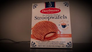 Americans try Dutch Stroopwafels for the First Time!