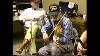 Jam Session and Dance at Wien, MO (clip #6) Pete McMahan playing Crying Waltz