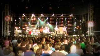 Tim Knol - Sam (Lowlands 2010, 4 cams)