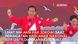 Peringati Hari Anak, Jokowi Bermain Sulap