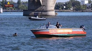 Днепровские спасатели провели учения на воде