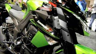 2011 Kawasaki Z1000 Walk Around. Nikon S70 HD Video Test