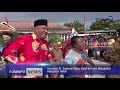 MOMEN KECERIAAN PJ. GUBERNUR PAPUA BARAT BERSAMA MASYARAKAT FAKFAK PERINGATI HUT KE-122