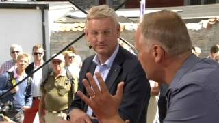 Almedalen 2013 - Jonas Sjöstedt (V) och Carl Bildt (M) debatterar NATO