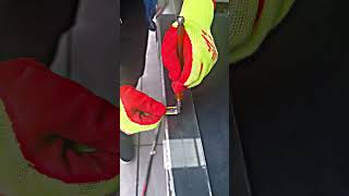 Strip cutting process of tempered glass- Good tools and machinery make work easy