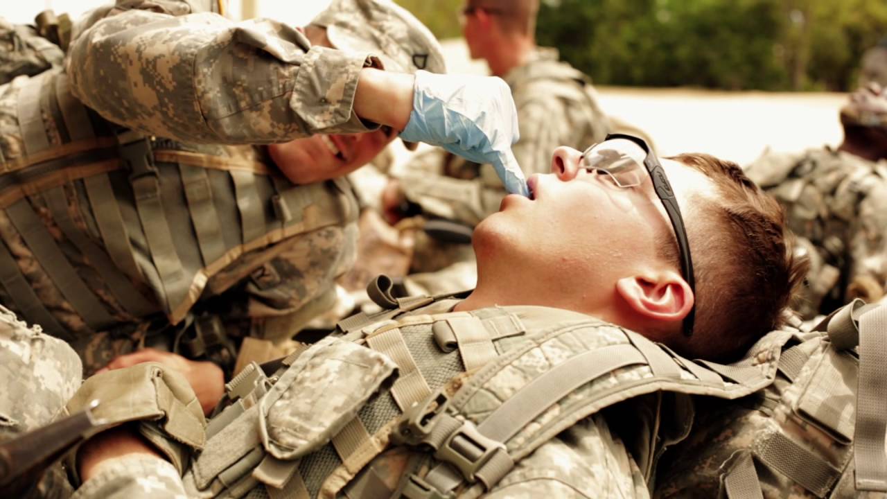 Army Combat Medic 68W D. Company 232 Class 20-16 - YouTube