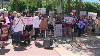Pro-life, pro-choice groups clash in protest uptown