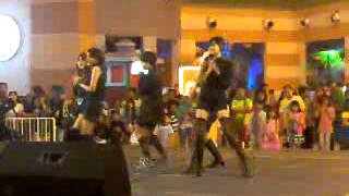 141102 G.E(x) Cover Dance of F(x) - Milk + Red Light Debut Stage @KPOP In Wonderland at MOI