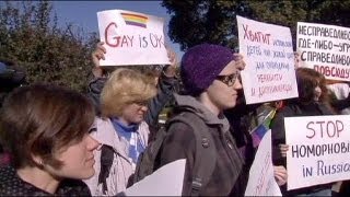 Russia: Obama incontra attivisti gay, ma evita polemica
