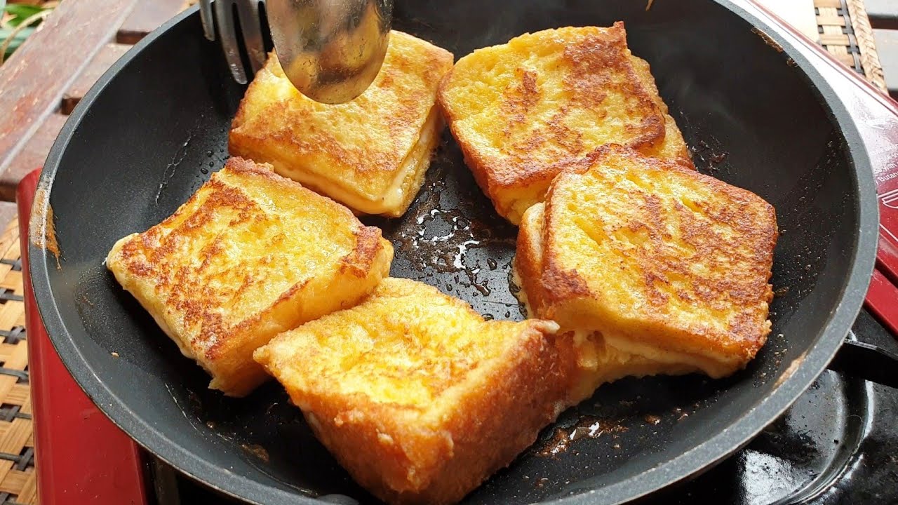 How To Make French Toast! Very Quick & Easy - YouTube