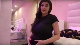 Kardashian Family & Celebs React to Kylie Jenner’s Baby