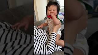 生後5ヶ月の赤ちゃん大爆笑♡5 month old funny laughing baby