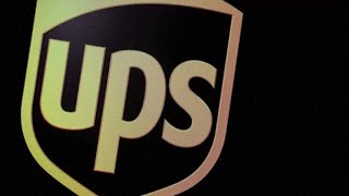 UPS forecasts revenue slide on fewer Amazon deliveries, shares drop | REUTERS