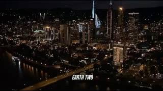 The Flash 2x14 opening scene zoom on the hunt for harrison wells