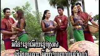 KhmerAngKor Vol 5-16 Khmao Euy Khmao Sross | ខ្មៅអើយខ្មៅស្រស់ -Sous SongVeaCha.mp4