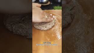 ಅಜ್ಜಿ ಹೇಳಿಕೊಟ್ಟ ರಾಗಿ ರೊಟ್ಟಿ #viralvideo #food #rotti