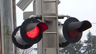 (Northbound) Amtrak 502 passes through the Steilacoom Blvd Railroad Crossing.