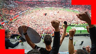 Meister-Ansage von Xabi Alonso: "Wir wollen mehr!" | Mit der Werkself auf dem BayArena-Balkon