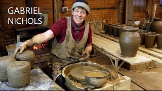 Gabriel Nichols -Throwing a Victorian small pastry rose bowl using wild clay