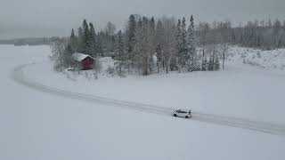 Watch 13 yrs old Toby Musico and Kristian Sohlberg coaching driving ice