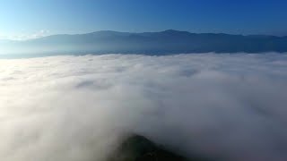 雨上がりに壮麗な雲海出現　陝西省太白県