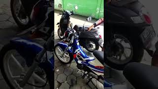 salah satu motor ayago 2tak....para sultan....  #suzuki #rkcool  #buzz #buzzautoconcept