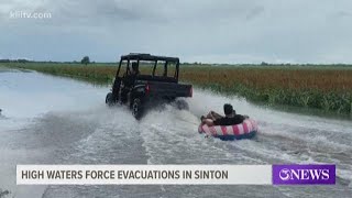 High flood waters cause residents in Sinton to evacuate their homes