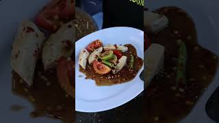 ส้มตำกุ้งสดหมูยอแซ่บๆจ้าา