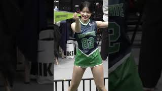 뭔가 아는   李多慧 이다혜 치어리더 당신은 예술이야 직캠 Cheerleader fancam