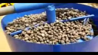 FINIC Ivented Manual Palm Nuts Cracking Machine