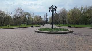 Minsk. Loshitsky Park | Spring Stroll Among Blossoming Apple Trees and Singing Birds