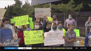 New York City Parents, Teachers Sound Off After In-Person Classes Postponed Again