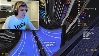 xQc goes insane while Surfing in CSS (with Chat)