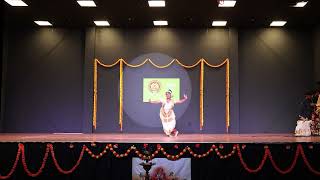 Mohiniyattam By Saranya Mooss