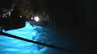 青の洞窟　Grotta Azzurra, Isola di Capri