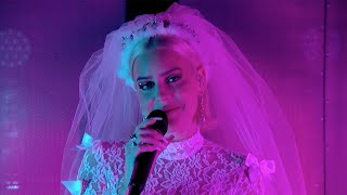 Anne-Marie - Kiss My (Uh Oh) (BRITs Are Coming 2022)