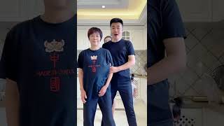 霹雳舞大叔 Piliwu Dancing with gorgeous girl #Short_Video