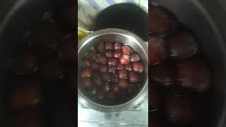 Home made gulab jamun recipe... My 1st try...