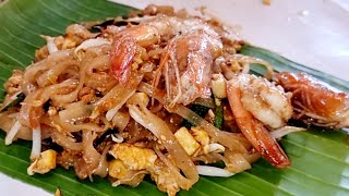 original Padthai Bkk Thailand ผัดไทยเตาถ่านสูตรโบราณ ใส่ไข่กุ้งสด Fried noodle Thai style with prawn